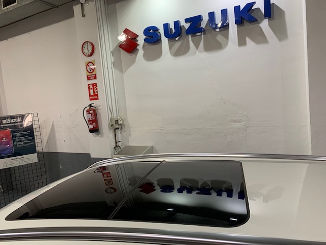 Suzuki Scross